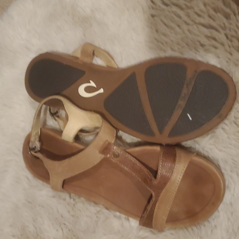Sandals - Picture 2 of 3
